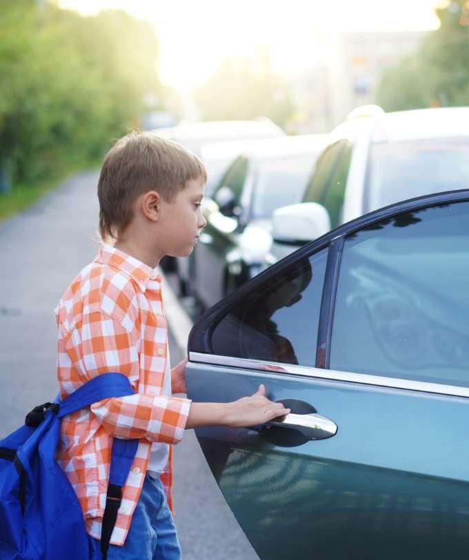 School Transfer Chauffer Farnborough uk book now